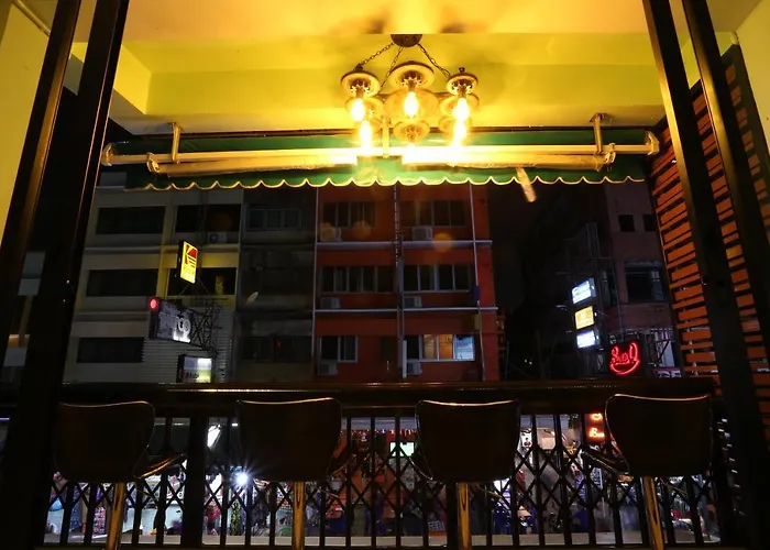 Phranakorn (adults Only) Ostello